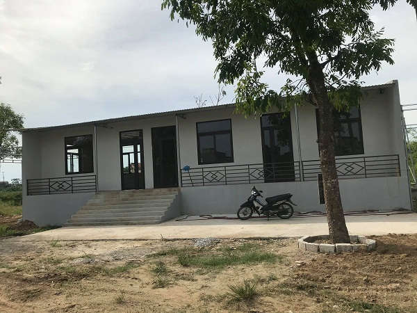 Không những thế, còn xây dựng nhà vi phạm hành lang bãi sông.