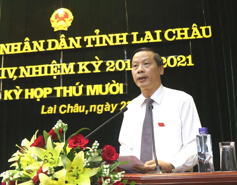 Ông Vũ Văn Hoàn, Phó Bí thư Thường trực Tỉnh ủy, Chủ tịch HĐND tỉnh khai mạc Kỳ họp.