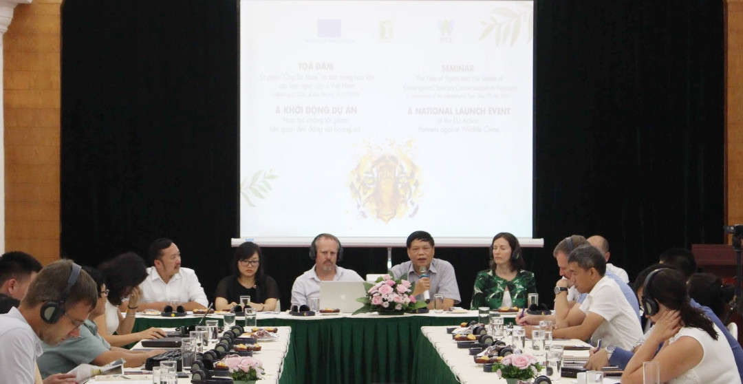 các đại biểu tham dự tọa đàm