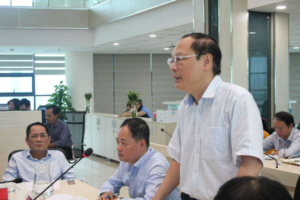 thứ trưởng Thành