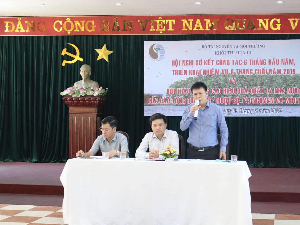 chủ trì