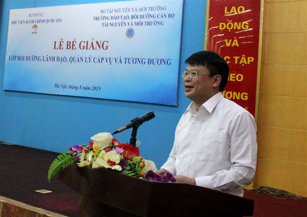 ông Bùi Huy Tùng