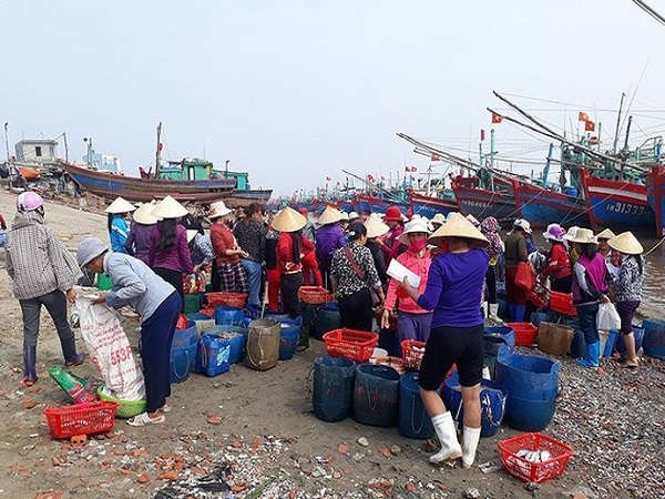 Tàu thuyền và ngư dân vẫn chưa được thụ hưởng từ dự án.