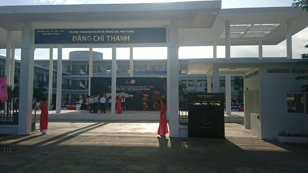 Trường THCS - THPT Đặng Chí Thanh (xã Cà Ná, huyện Thuận Nam, tỉnh Ninh Thuận), ngôi trường mang tên Anh hùng lực lượng vũ trang nhân dân Đặng Chí Thanh - một người con của xã Cà Ná