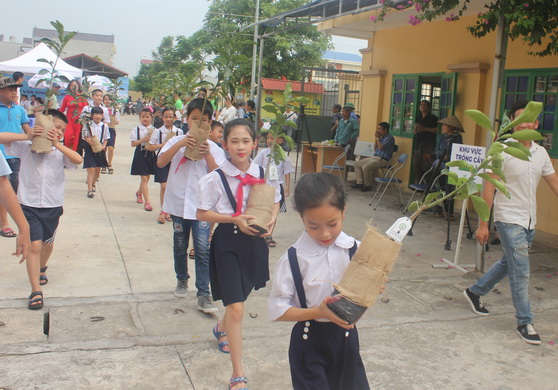 Hs mang cay