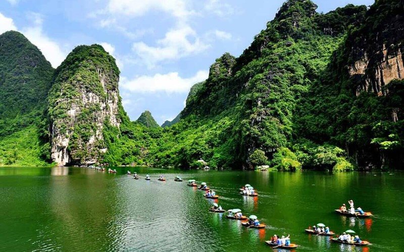 du-lich-trang-an-ninh-binh-4257.jpg