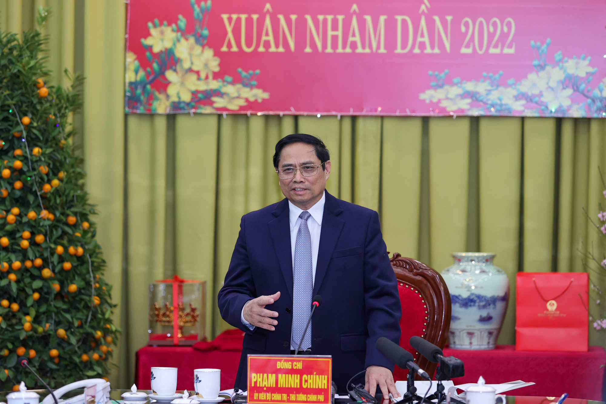 Thủ tướng chúc Tết quân dân Trường Sa, kiểm tra công tác sẵn sàng chiến đấu của Quân chủng Phòng không – Không quân - Ảnh 5. Thủ tướng chúc Tết quân dân Trường Sa, kiểm tra công tác sẵn sàng chiến đấu của Quân chủng Phòng không – Không quân - Ảnh 5.