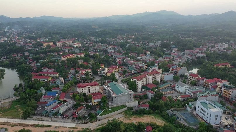 anh-mot-goc-thi-tran-huu-lung.jpg