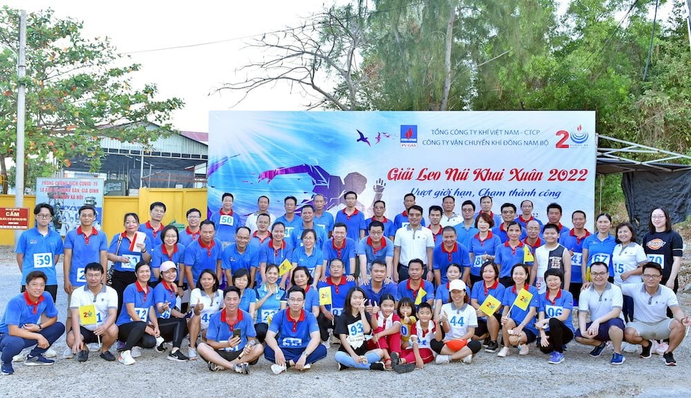 1.-niem-vui-tap-the-nld.jpg