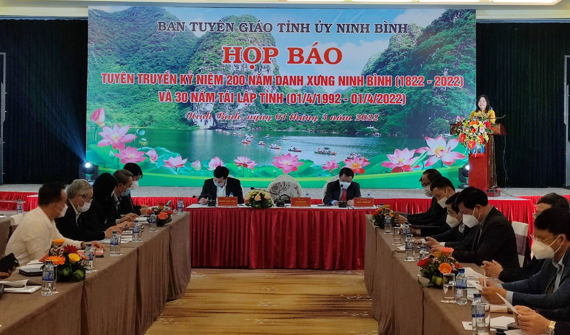 hop-bao.jpg