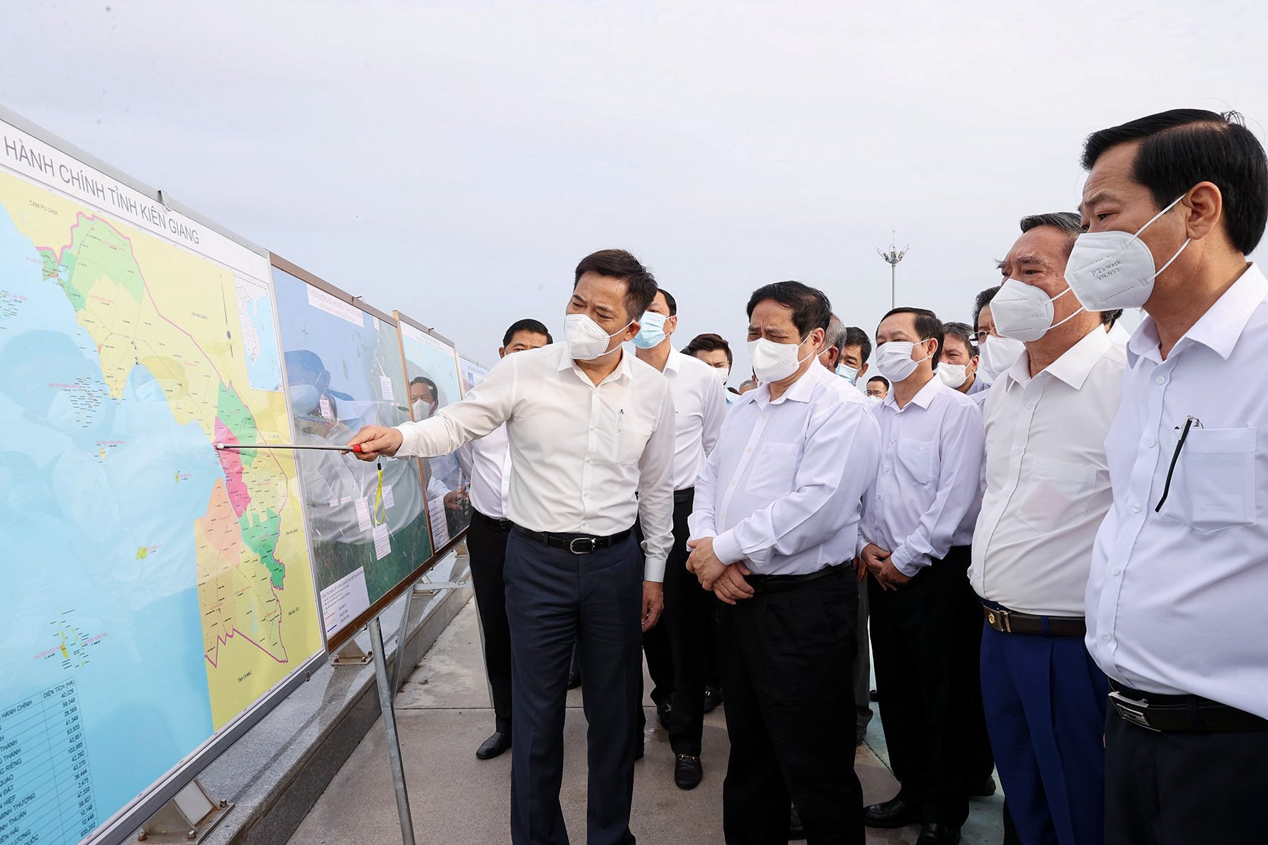 Thủ tướng chủ trì Hội nghị thúc đẩy phát triển nông nghiệp bền vững ĐBSCL - Ảnh 1. Thủ tướng chủ trì Hội nghị thúc đẩy phát triển nông nghiệp bền vững ĐBSCL - Ảnh 1.