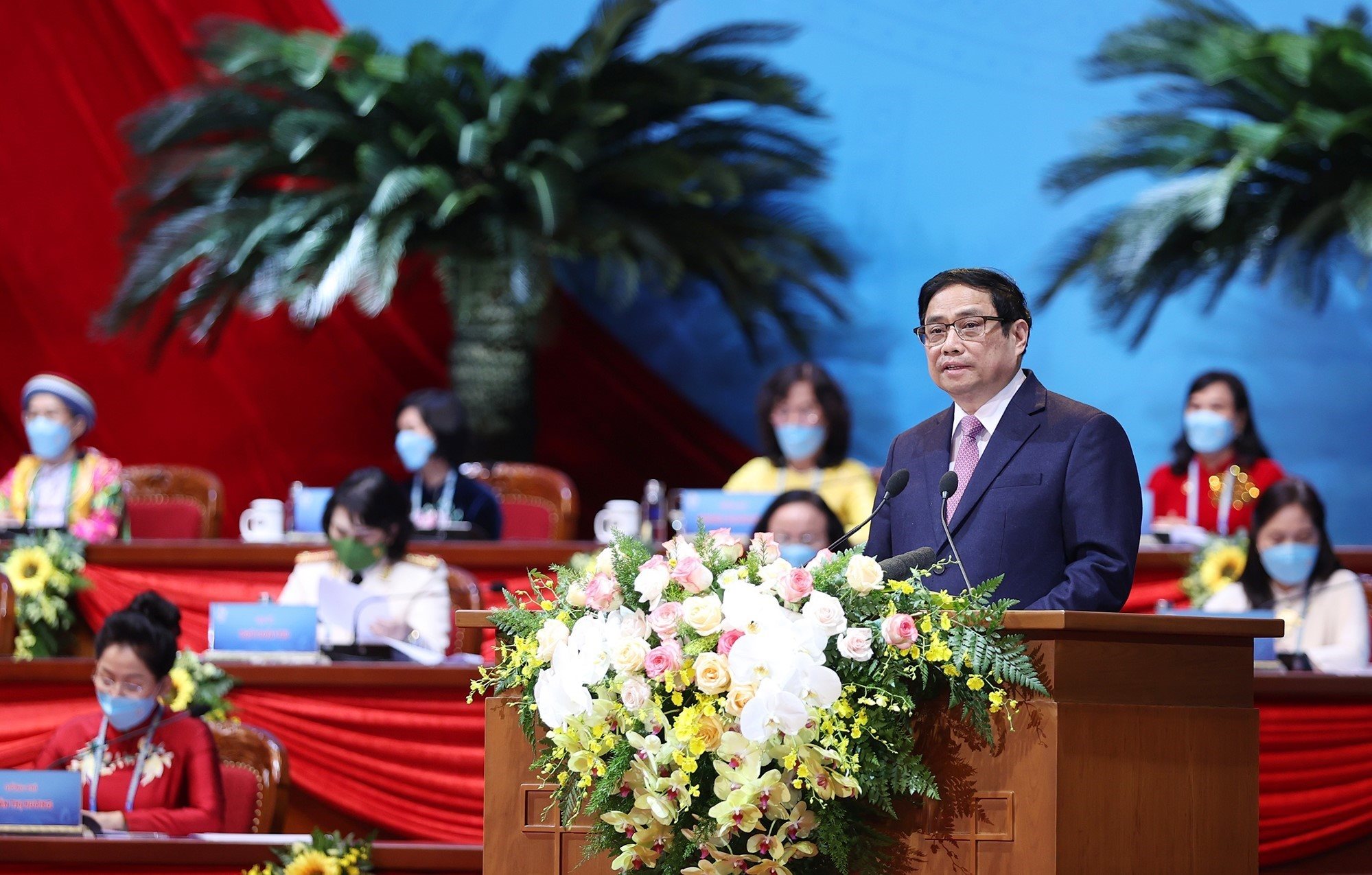 vna_potal_dai_hoi_dai_bieu_phu_nu_2022_thu_tuong_pham_minh_chinh_phat_bieu_chuc_mung_dai_hoi_dai_bieu_phu_nu_toan_quoc_lan_thu_xiii_5991874(1).jpg