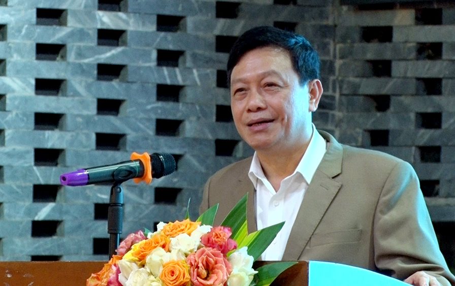 ong-duong-trung-thanh-chu-tich-cong-doan.jpg