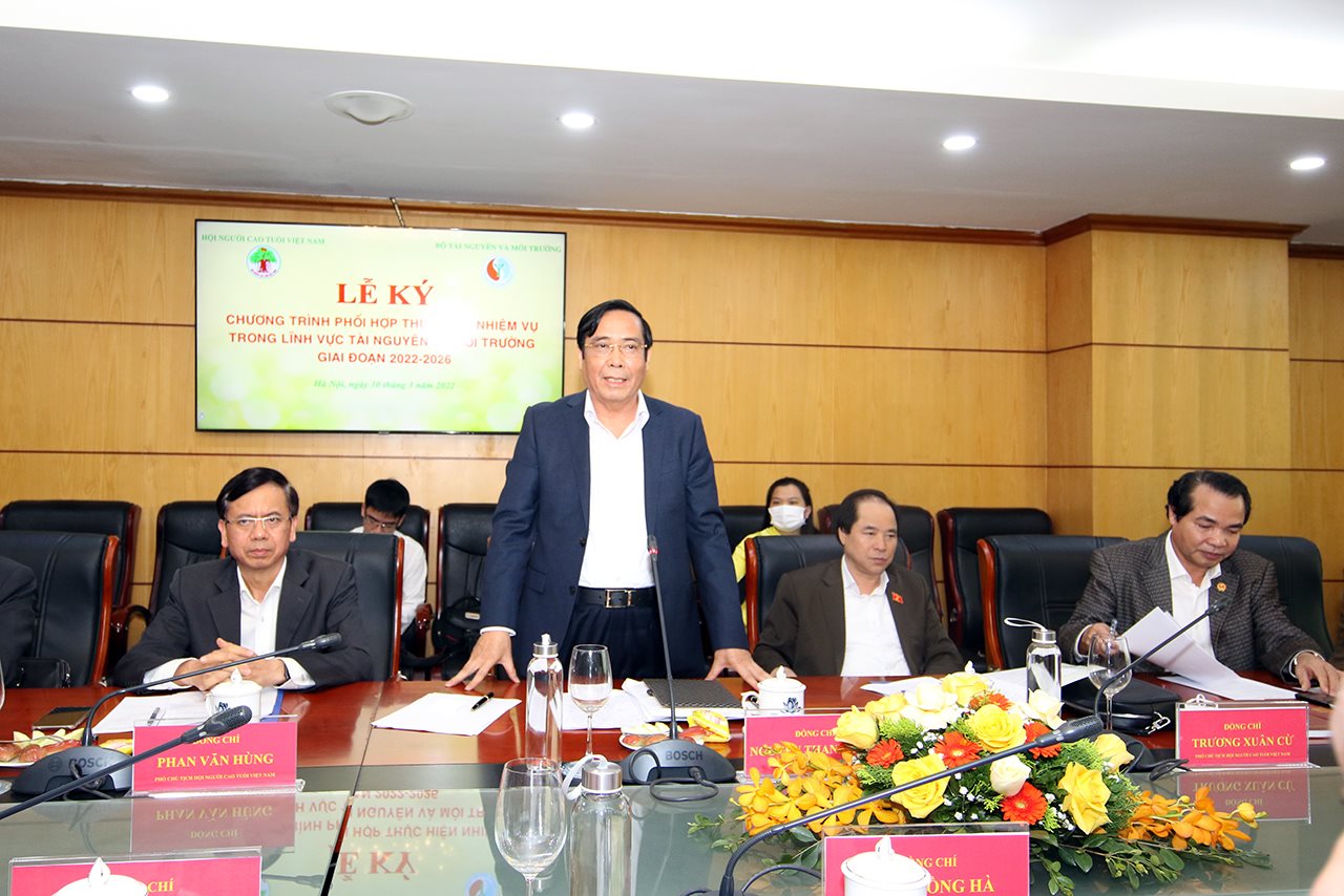 small_ct-binh.jpg