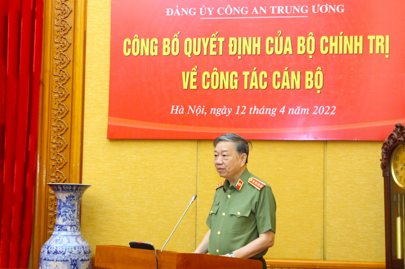 Bộ Chính trị chỉ định nhân sự tham gia Đảng ủy, Ban Thường vụ Đảng ủy Công an Trung ương - Ảnh 1. Bộ Chính trị chỉ định nhân sự tham gia Đảng ủy, Ban Thường vụ Đảng ủy Công an Trung ương - Ảnh 1.