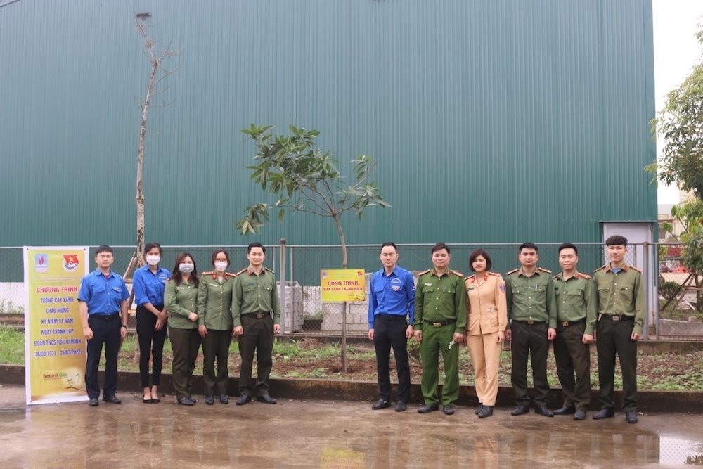 kta-phoi-hop-to-chuc-chuong-trinh-22cay-xanh-thanh-nien-22.jpg