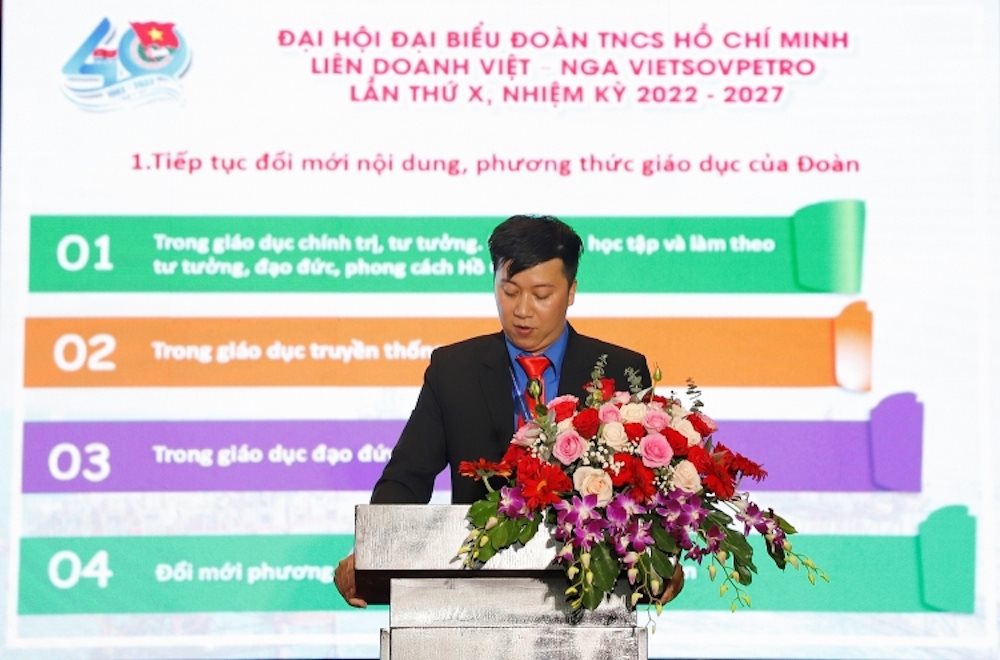 dong-chi-vo-van-chau-bi-thu-doan-vietsovpetro-trinh-bay-phuong-huong-nhiem-vu-khoa-x-nhiem-ky-2022-2027.jpeg
