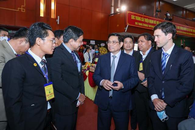 Thủ tướng Phạm Minh Chính: Sóc Trăng phải tập trung đầu tư hạ tầng chiến lược, trọng tâm, trọng điểm - Ảnh 7. Thủ tướng Phạm Minh Chính: Sóc Trăng phải tập trung đầu tư hạ tầng chiến lược, trọng tâm, trọng điểm - Ảnh 7.