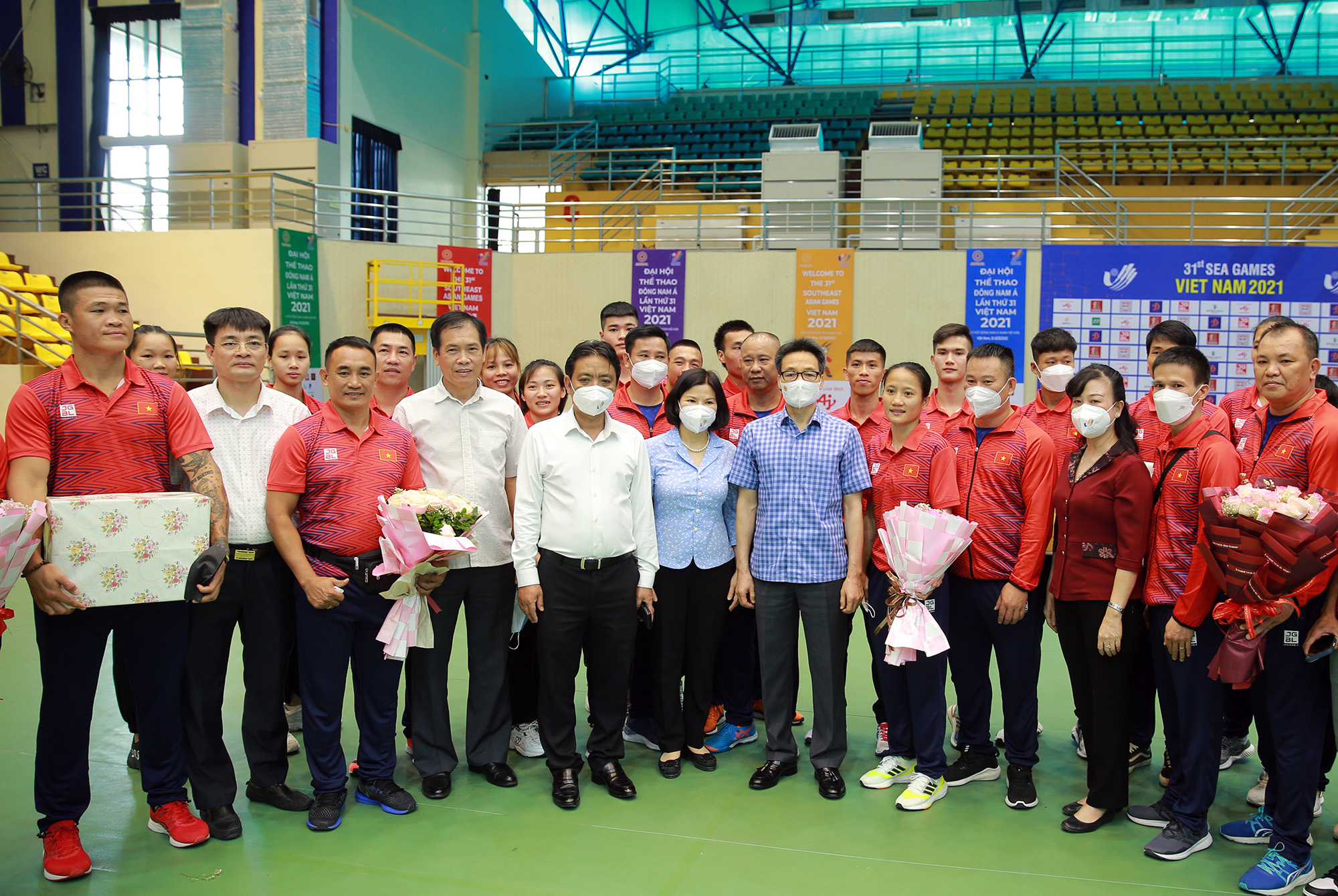 Phó Thủ tướng Vũ Đức Đam kiểm tra công tác chuẩn bị cho SEA Games 31 tại Bắc Ninh, Bắc Giang - Ảnh 5. Phó Thủ tướng Vũ Đức Đam kiểm tra công tác chuẩn bị cho SEA Games 31 tại Bắc Ninh, Bắc Giang - Ảnh 5.