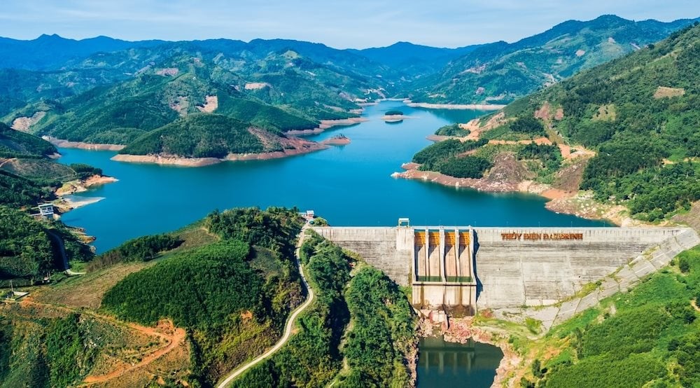 ho-thuy-dien-dakdrinh.jpg