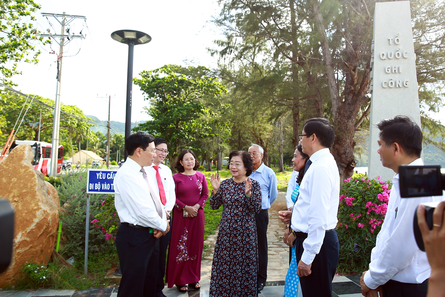 Khánh thành công trình chỉnh trang Di tích Nghĩa trang Hàng Keo tại Côn Đảo - Ảnh 5. Khánh thành công trình chỉnh trang Di tích Nghĩa trang Hàng Keo tại Côn Đảo - Ảnh 5.
