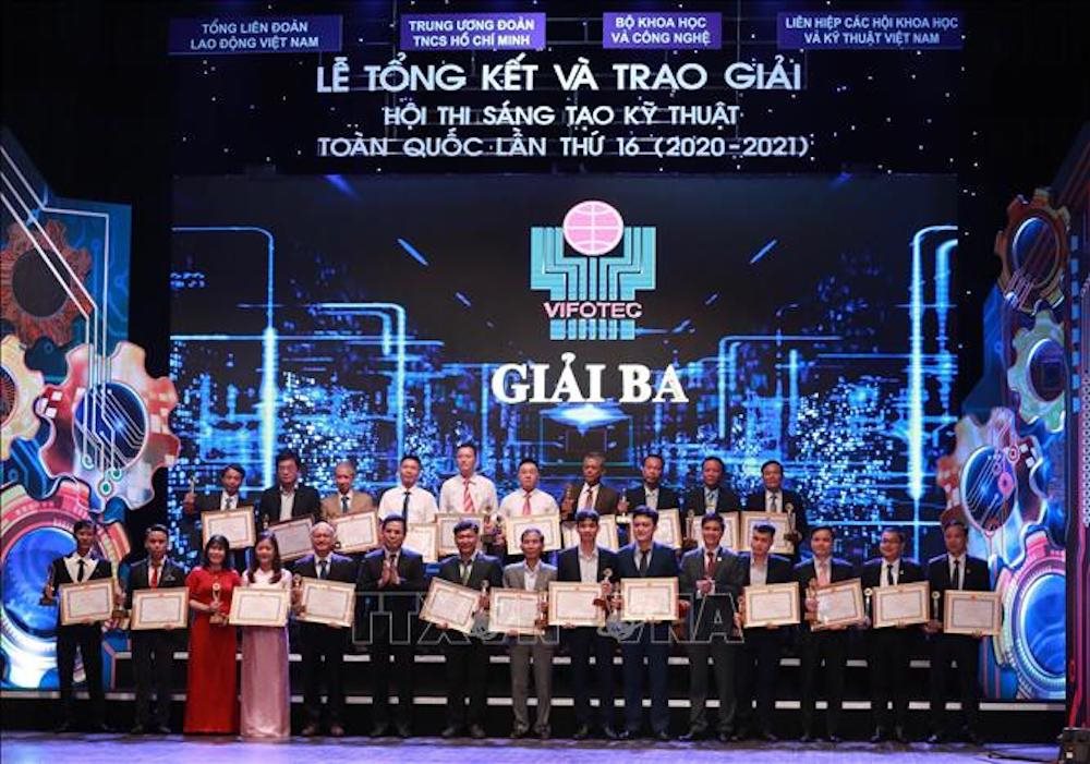 ky-su-hoang-ngoc-chung-cong-ty-dien-luc-quang-nam-thu-5-tu-trai-sang-hang-dau-nhan-giai-ba.jpg