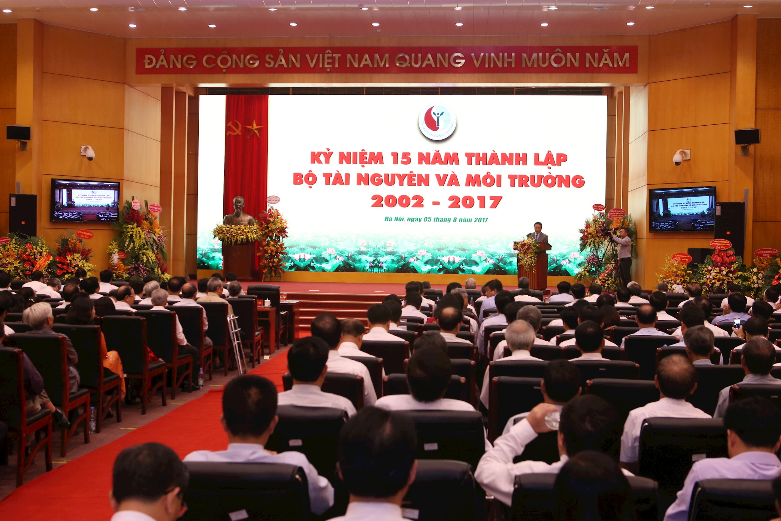 tant0929-kn-15-nam-thanh-lap-bo-tnmt-toan-canh-(1).jpg