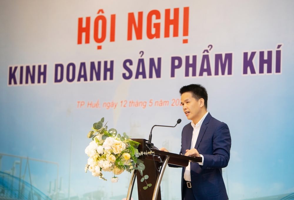 pho-tong-giam-doc-pv-gas-pham-van-phong-phat-bieu-khai-mac-hoi-nghi.jpeg