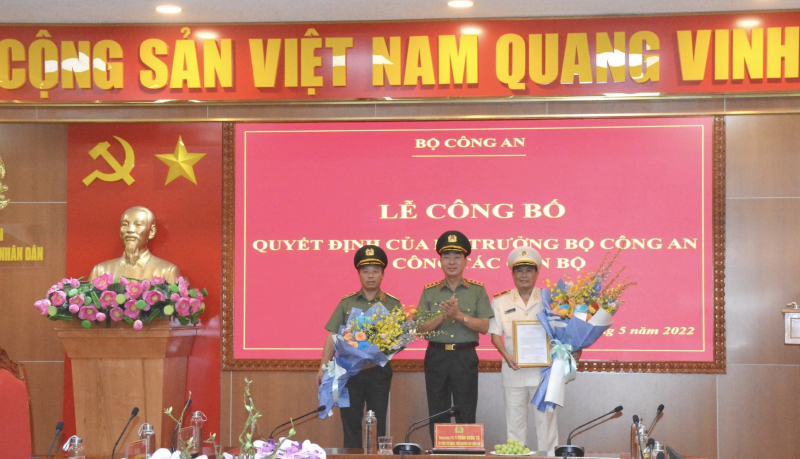 Bộ Công an bổ nhiệm tân Cục trưởng; Giám đốc, Hiệu trưởng 2 Học viện, Đại học CAND - Ảnh 5. Bộ Công an bổ nhiệm tân Cục trưởng; Giám đốc, Hiệu trưởng 2 Học viện, Đại học CAND - Ảnh 5.
