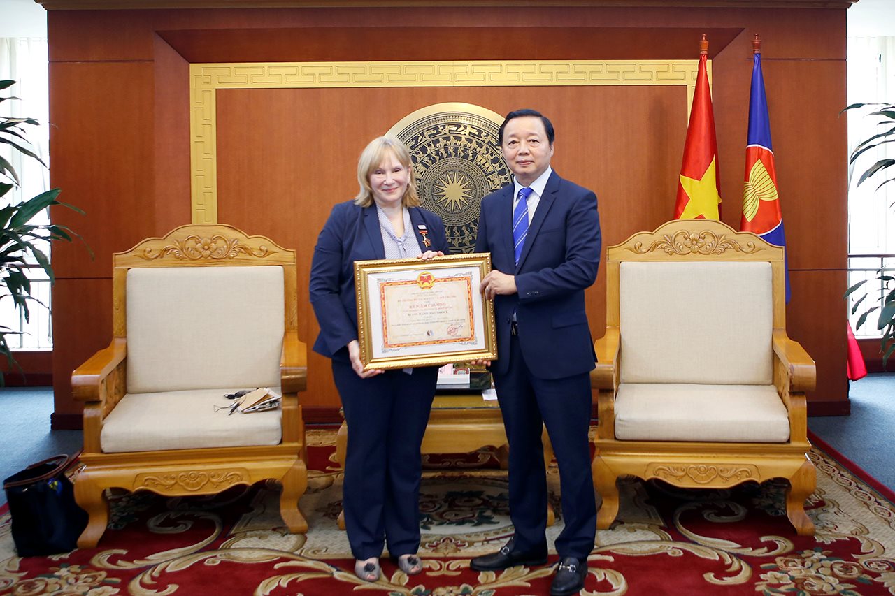 small_bo-truong-tang-bk.jpg