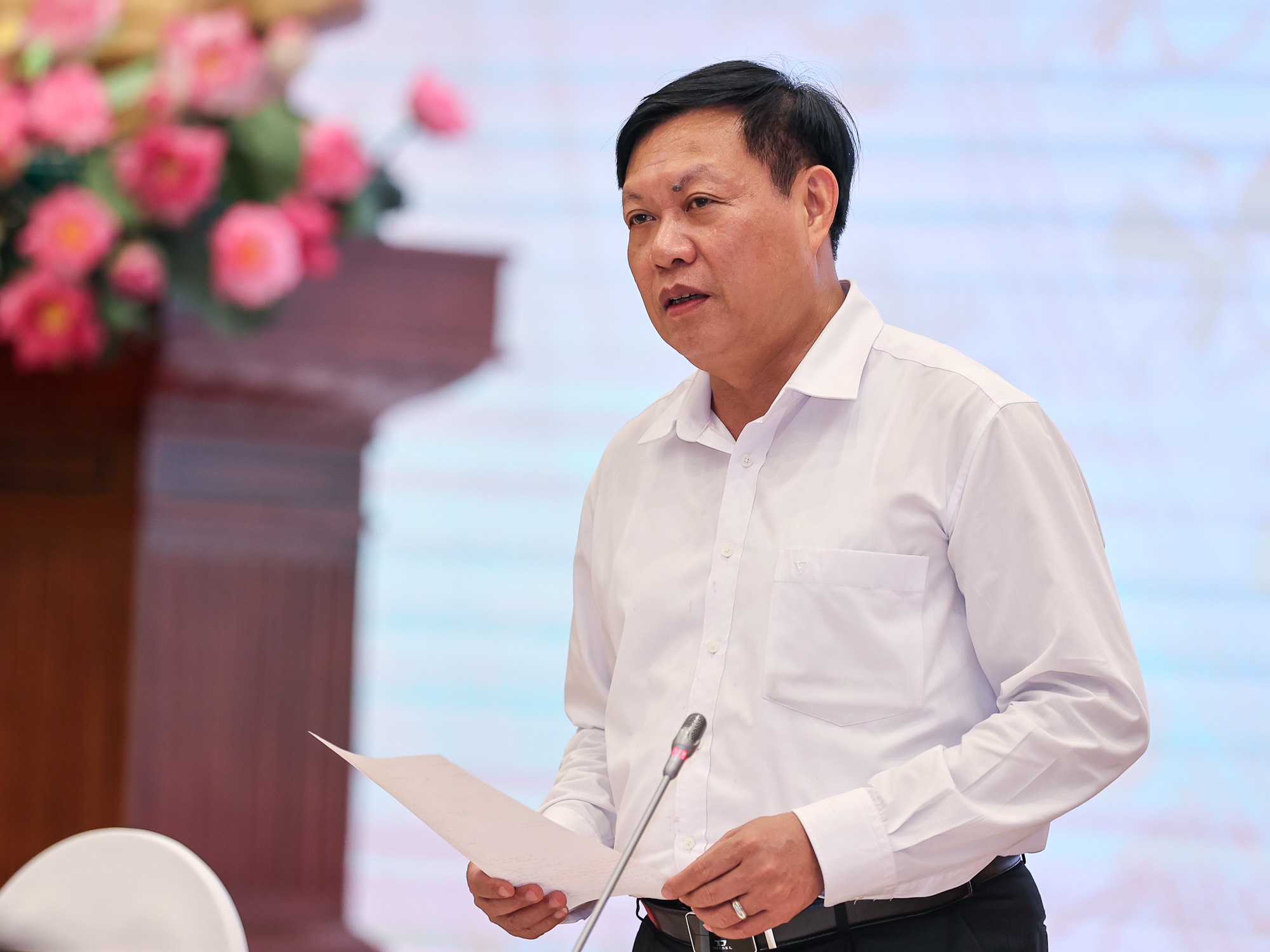 Giao phụ trách điều hành Bộ Y tế, phê chuẩn bãi nhiệm Chủ tịch UBND TP Hà Nội - Ảnh 1. Giao phụ trách điều hành Bộ Y tế, phê chuẩn bãi nhiệm Chủ tịch UBND TP Hà Nội - Ảnh 1.