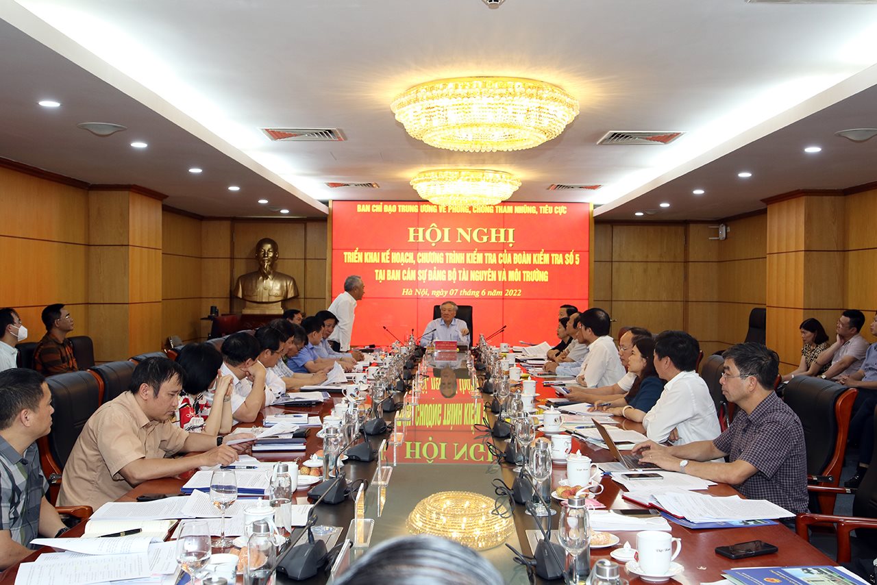 small_toan-canh.jpg