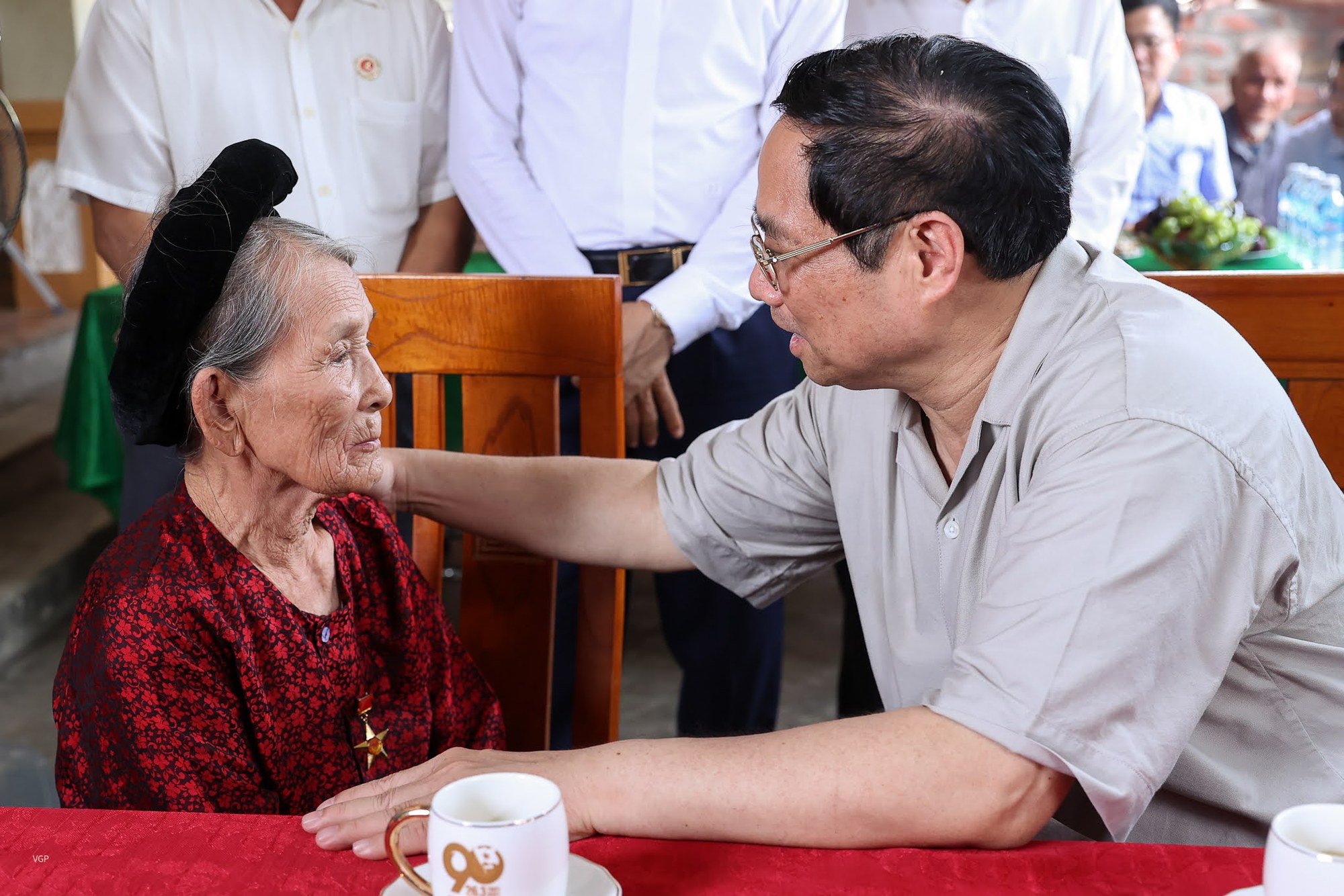 Thủ tướng Phạm Minh Chính dâng hương tại khu di tích Ngã ba Đồng Lộc - Ảnh 13. Thủ tướng Phạm Minh Chính dâng hương tại khu di tích Ngã ba Đồng Lộc - Ảnh 13.