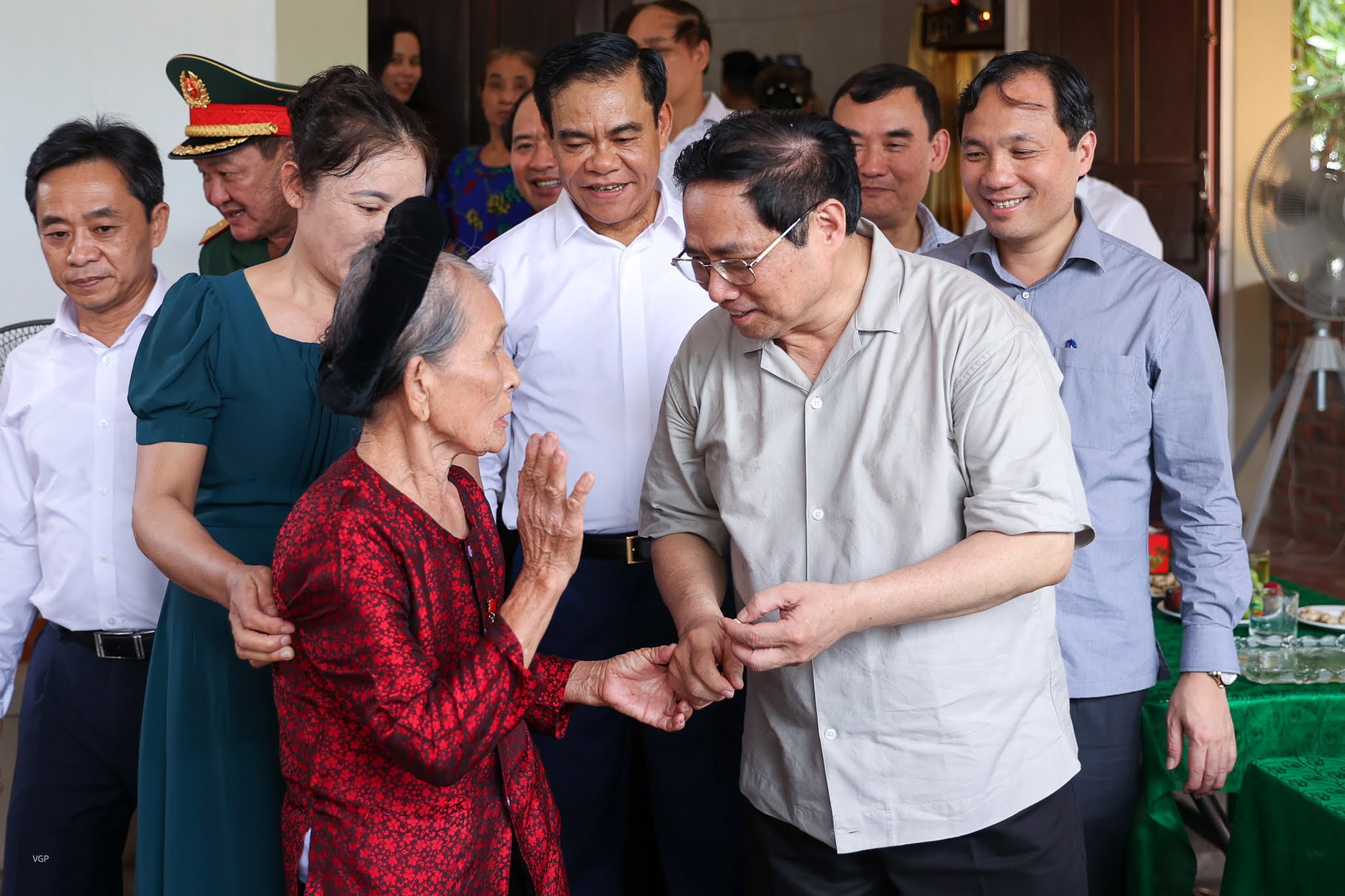 Thủ tướng Phạm Minh Chính dâng hương tại khu di tích Ngã ba Đồng Lộc - Ảnh 14. Thủ tướng Phạm Minh Chính dâng hương tại khu di tích Ngã ba Đồng Lộc - Ảnh 14.