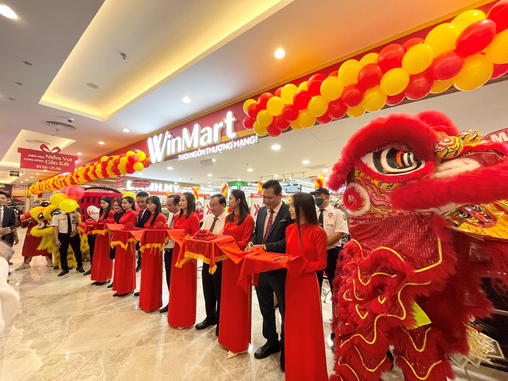le-cat-bang-khai-truong-winmart-tran-huynh-bac-lieu-.jpg
