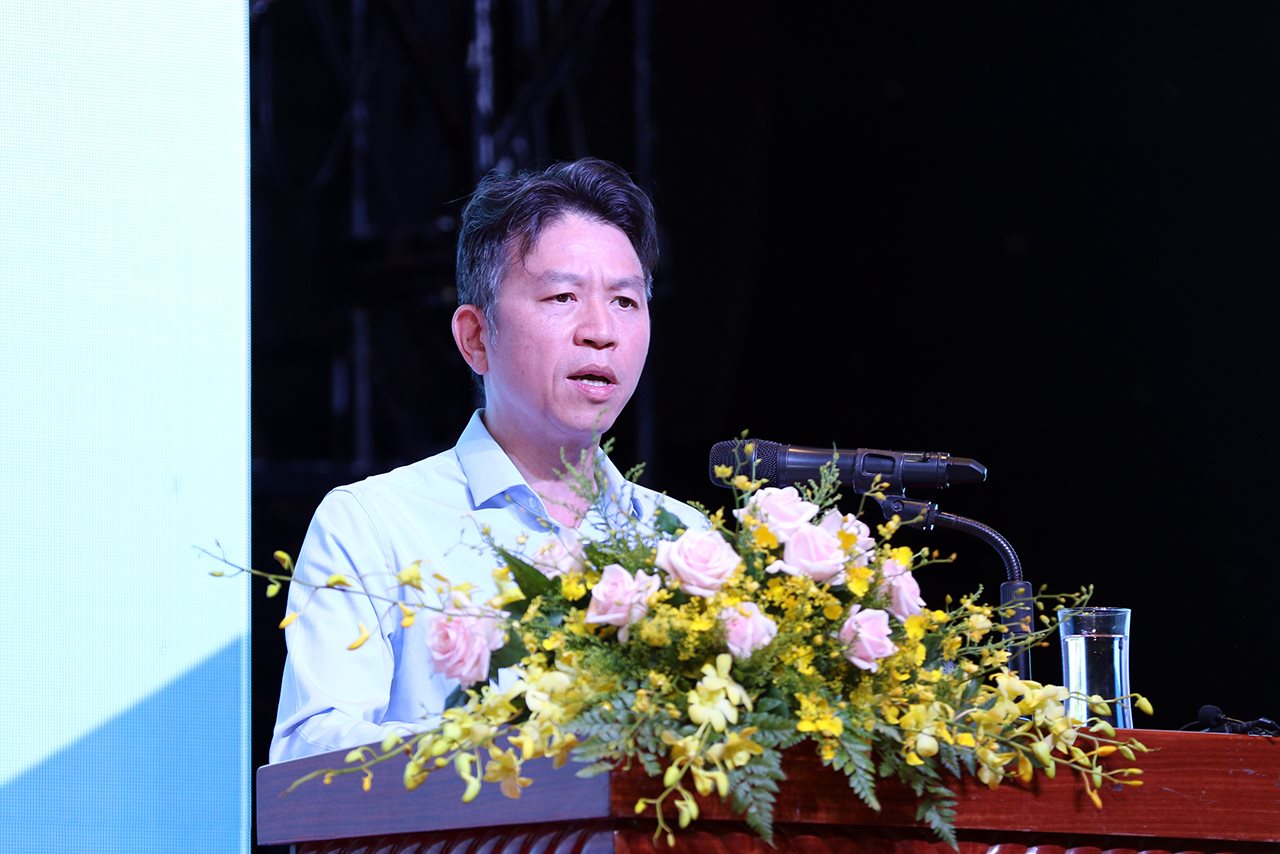 small_thamluan_tct-hang-hai_le-anh-son_trai.jpg