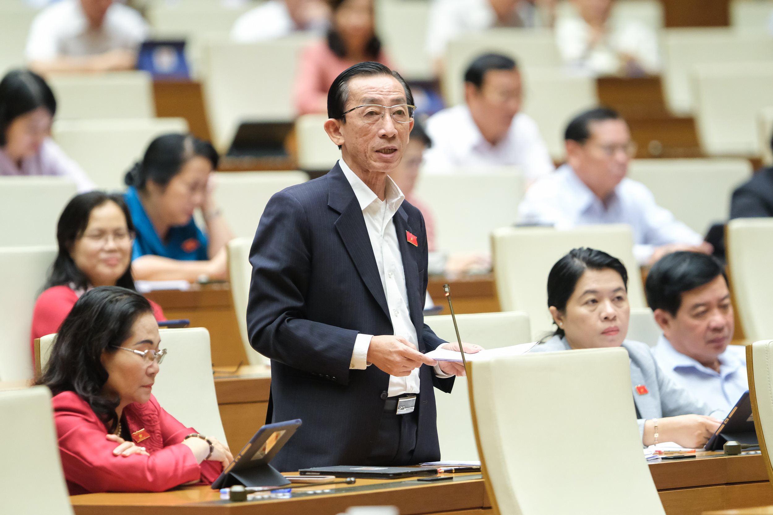 16.-tran-hoang-ngan-tp.hcm-0615.jpg