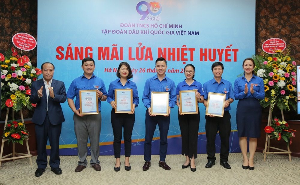 2.-khen-thuong-sang-tao.jpg