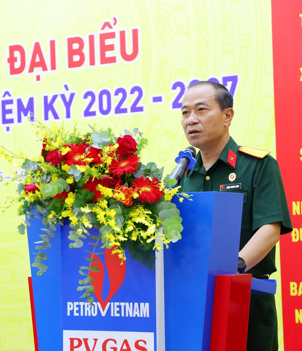 4.-pb-cua-lanh-dao-td.jpg