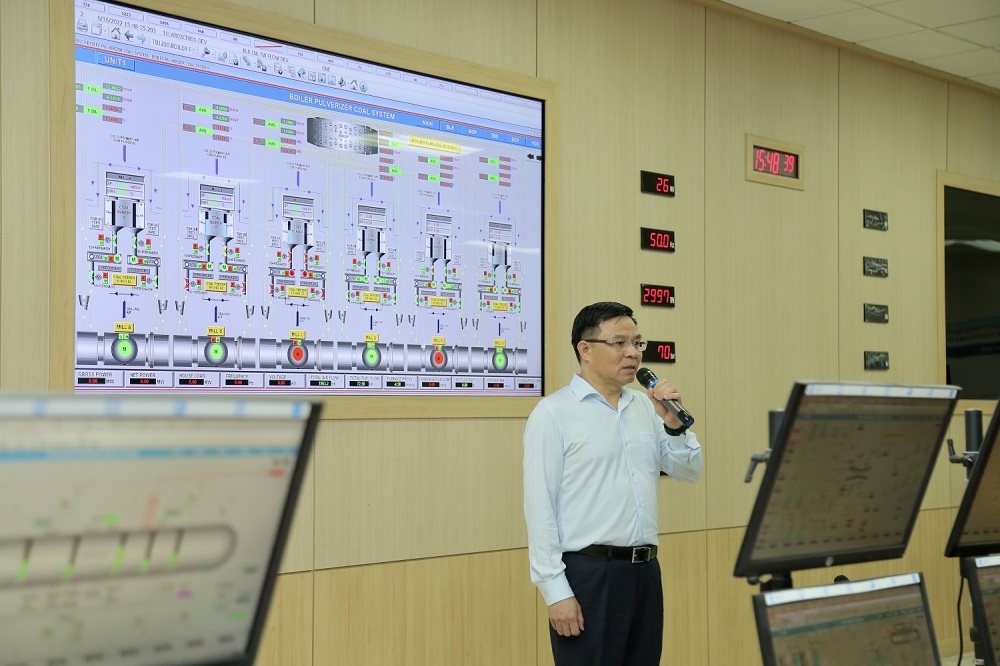 nmnd-thai-binh-2-thanh-cong-hoa-luoi-dien-bang-than-to-may-so-1_4.jpg