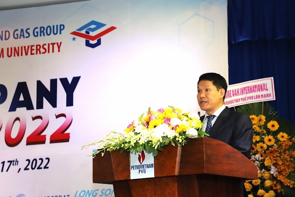 ts.-phan-minh-quoc-binh-hieu-truong-pvu-phat-bieu-khai-mac.jpg