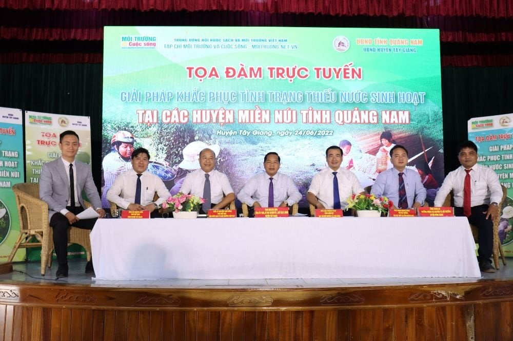 toan-canh-toa-dam.jpg