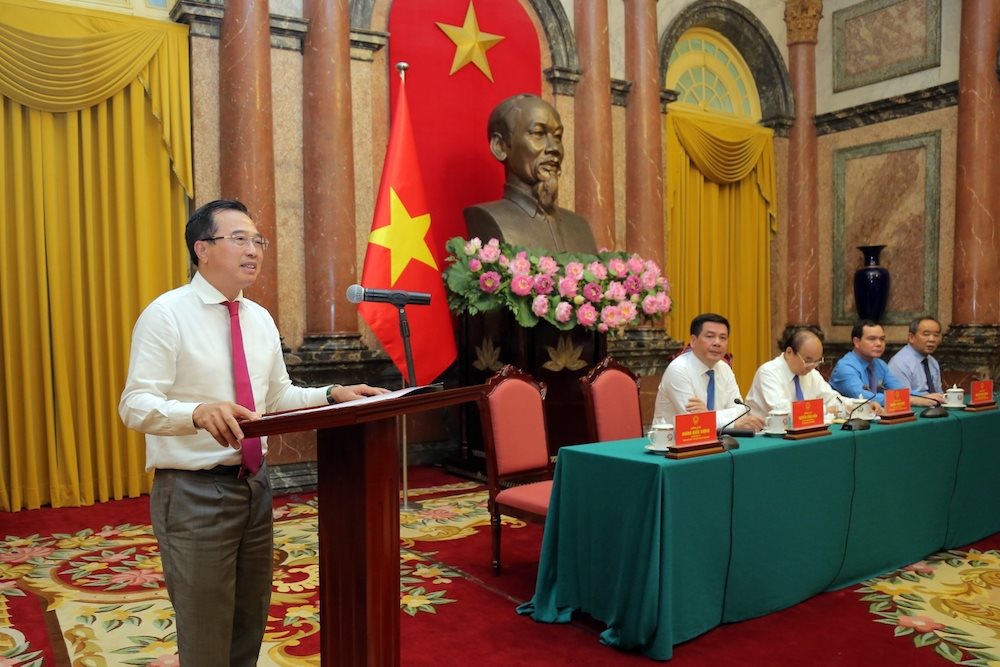 chu-tich-hdtv-petrovietnam-hoang-quoc-vuong-bao-cao-tai-buoi-gap-mat.jpg