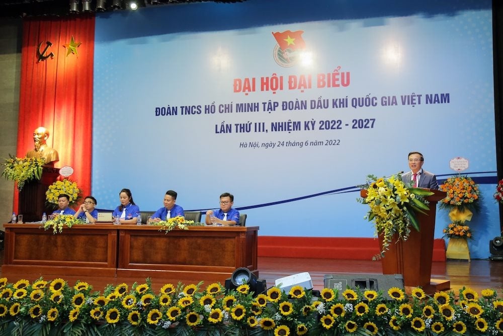 dong-chi-hoang-quoc-vuong-bi-thu-dang-uy-chu-tich-hdtv-tap-doan-phat-bieu-chi-dao-tai-dai-hoi.jpg