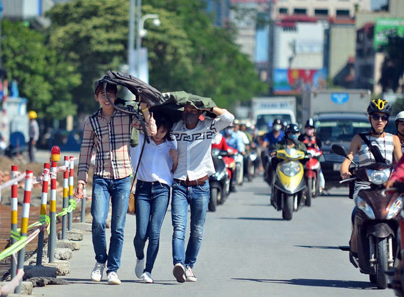 2204-anh-nang-cua-hm(1).jpg