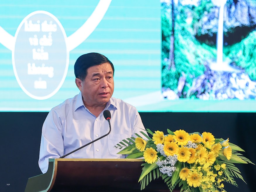 Chùm ảnh: Thủ tướng chủ trì Hội nghị tổng kết Nghị quyết số 10 và Kết luận số 12 của Bộ Chính trị về phát triển Tây Nguyên - Ảnh 6. Chùm ảnh: Thủ tướng chủ trì Hội nghị tổng kết Nghị quyết số 10 và Kết luận số 12 của Bộ Chính trị về phát triển Tây Nguyên - Ảnh 6.