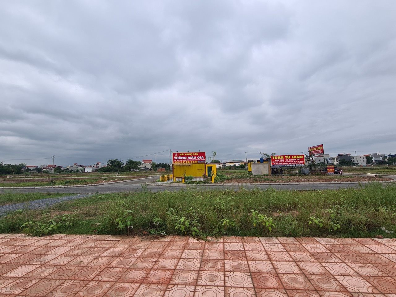 at.jpg