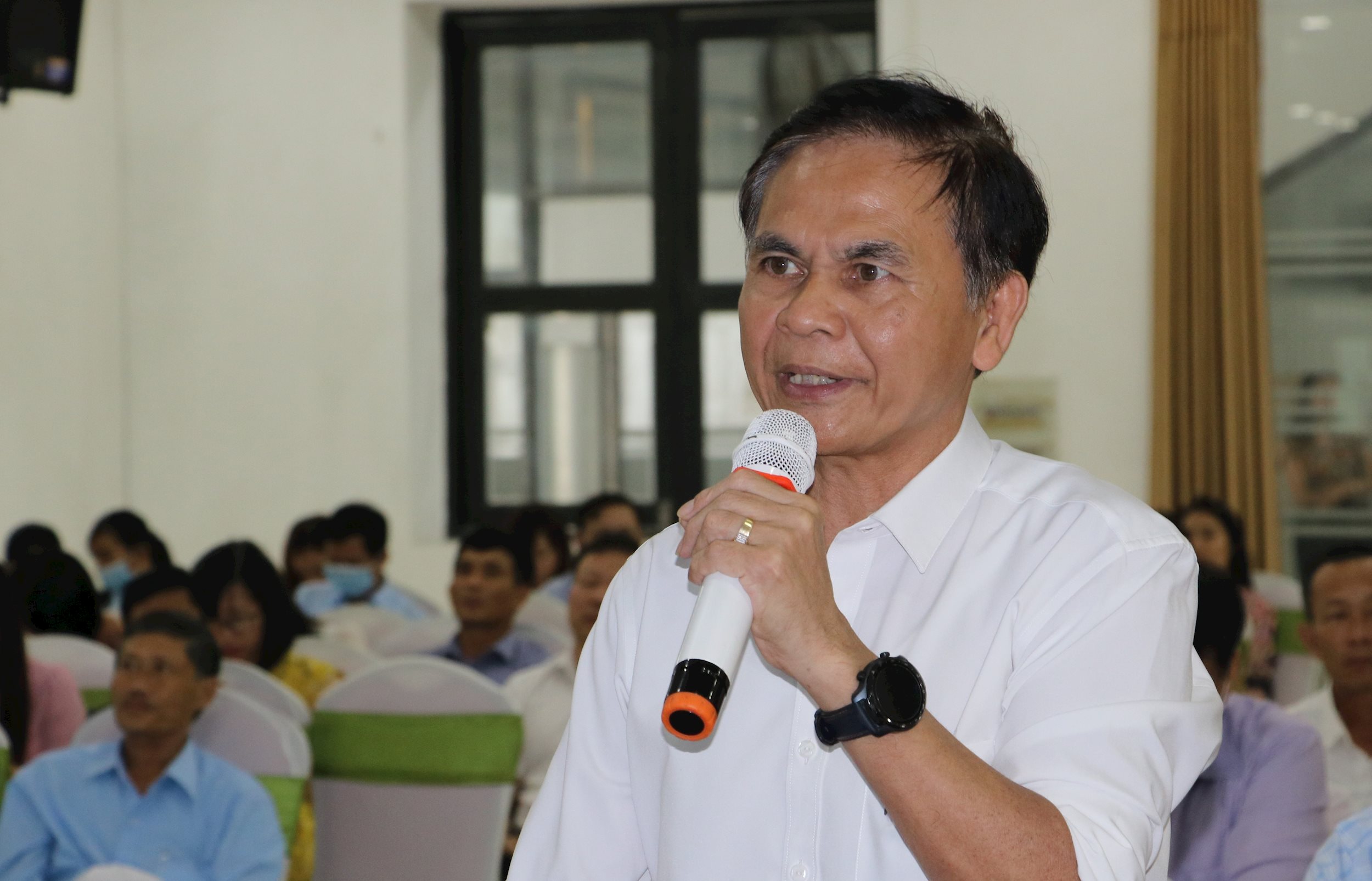 anh-1.-ong-oanh(1).jpg