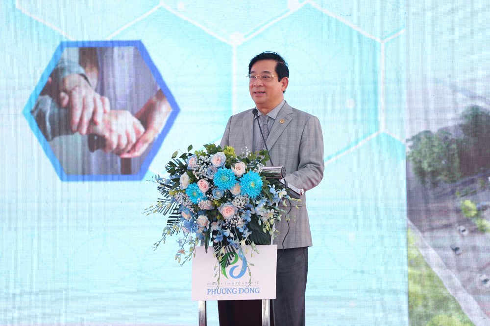 pgs.ts-luong-ngoc-khue-cuc-truong-cuc-quan-ly-kham-chua-benh-phat-bieu-tai-buoi-le..jpg