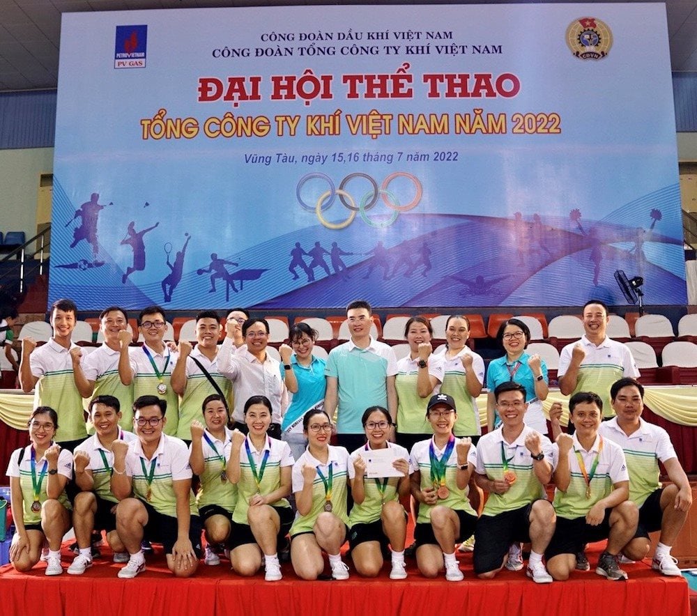3.-doi-tuyen-cng-vn.jpg